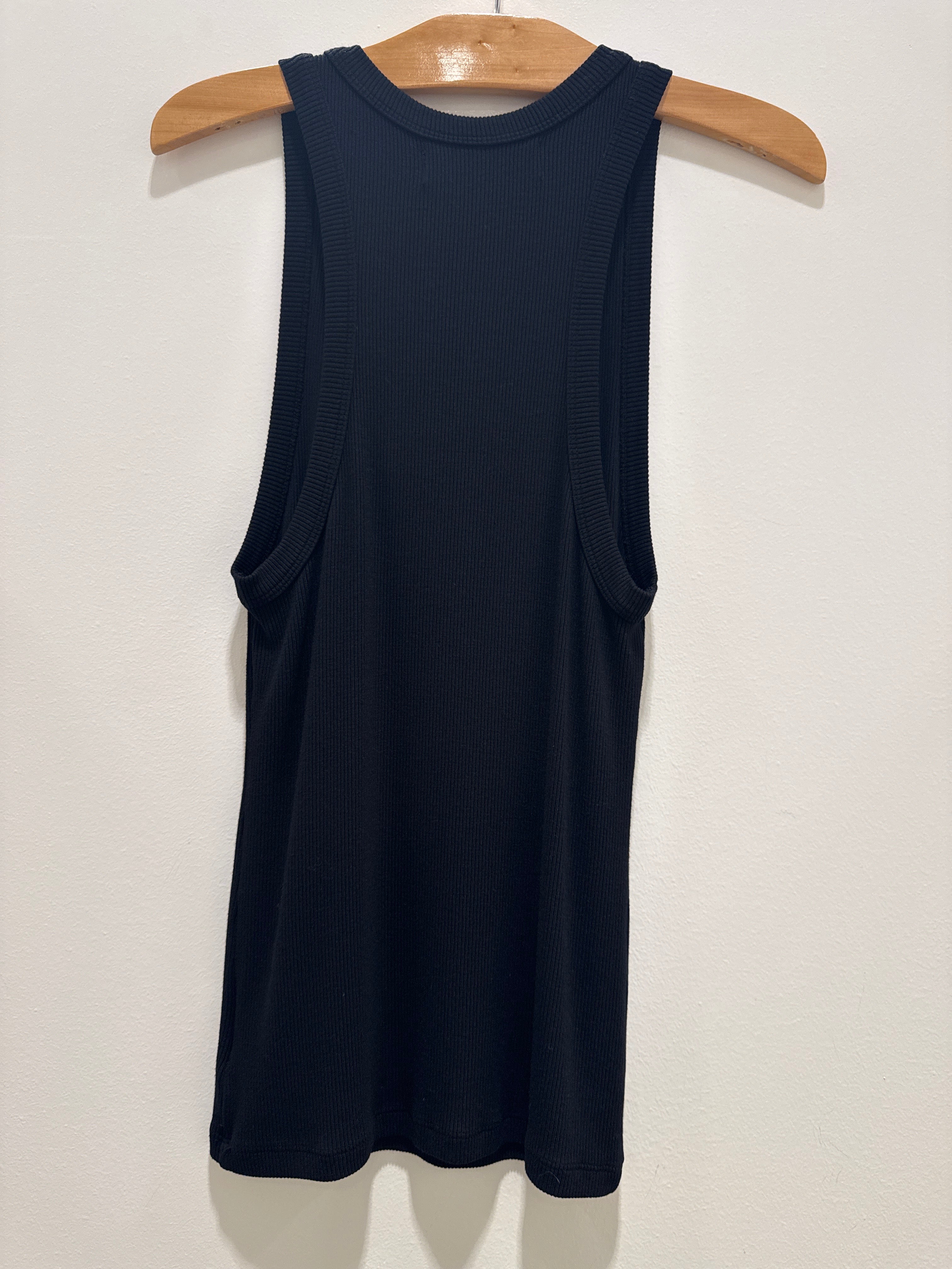 SPRWMN Rib Fitted Scooped Tee