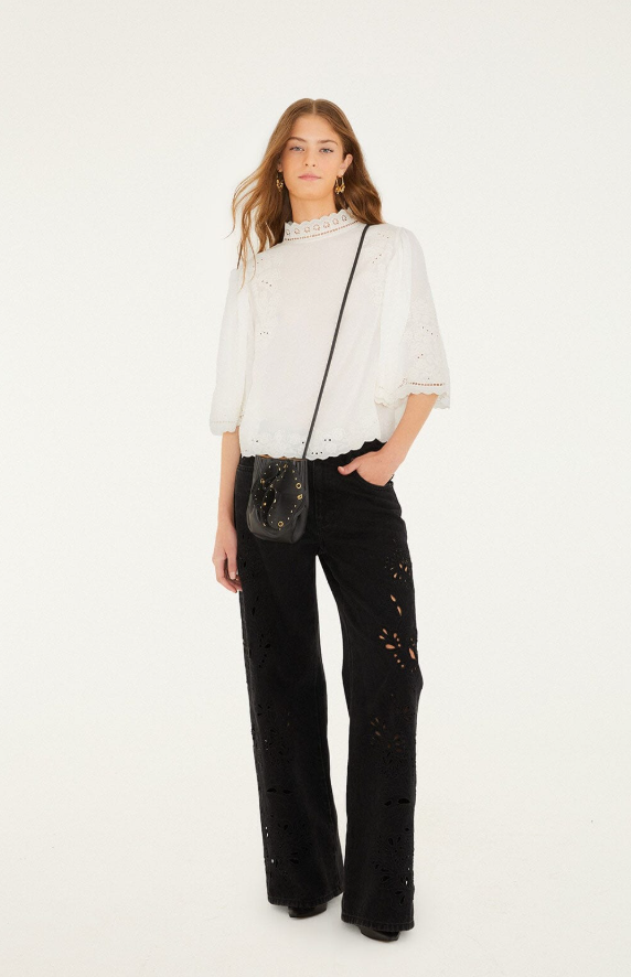 Farm Rio Off-White Blouse with Appliques