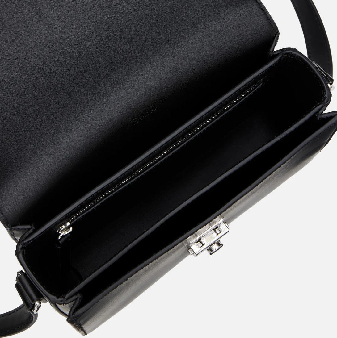 WE-AR4 Retro Shoulder Bag