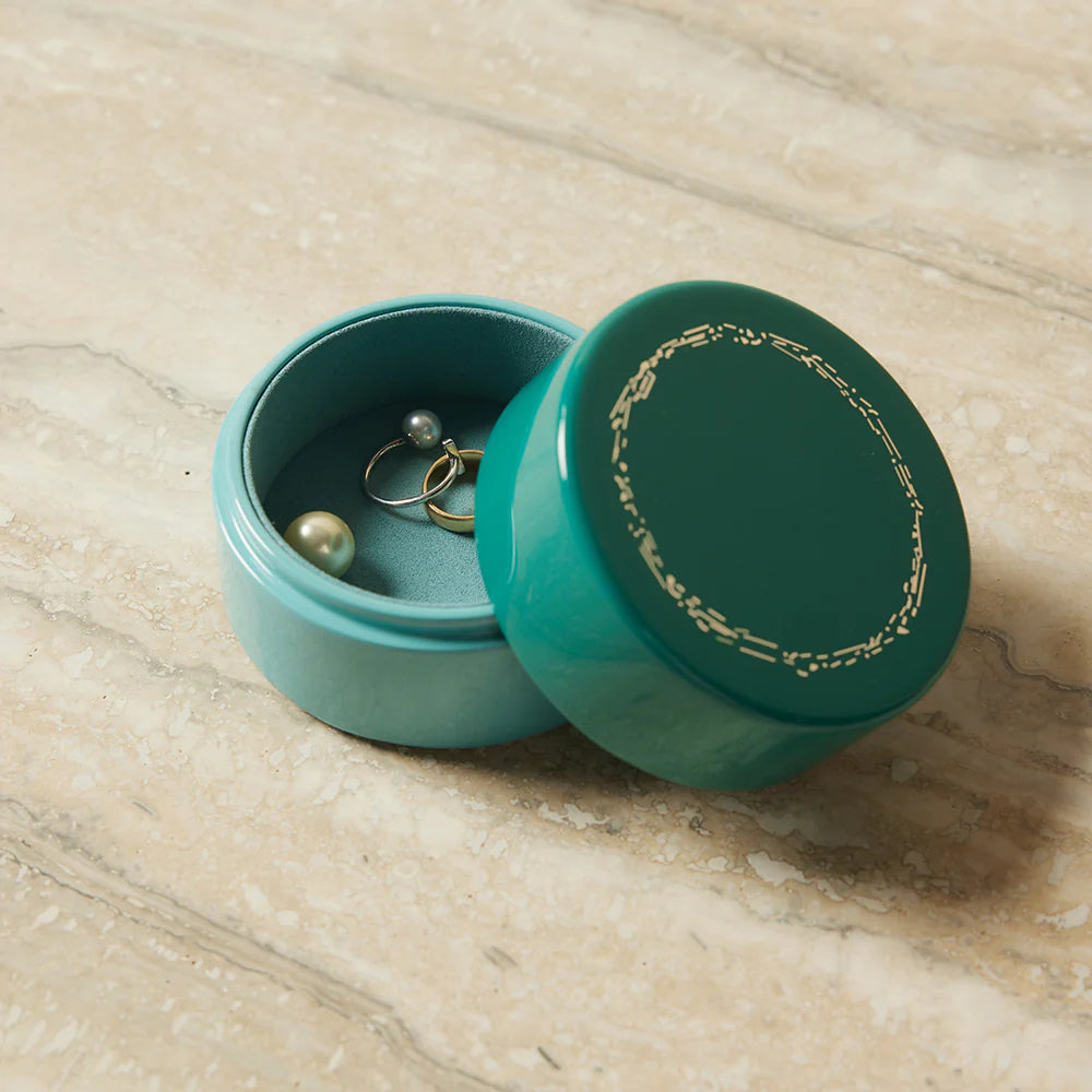 Trove Short Sidekick