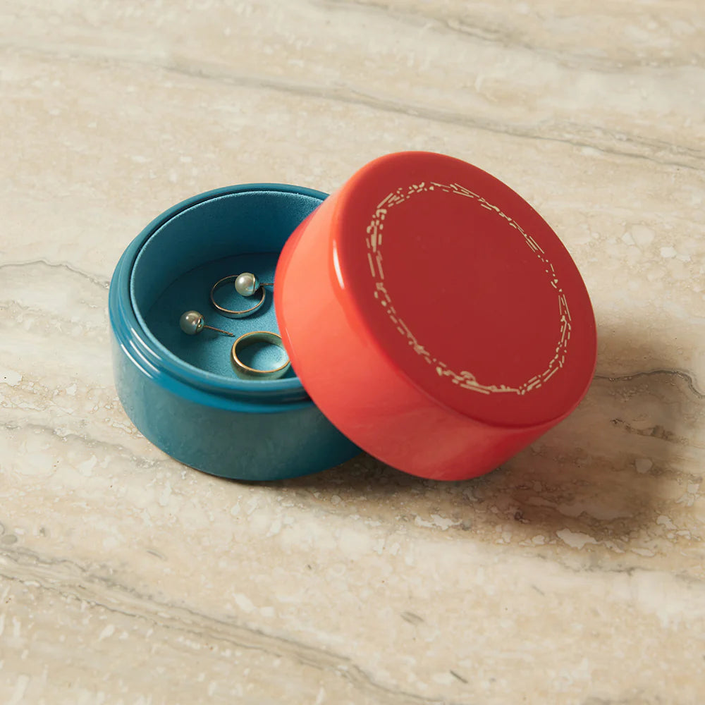 Trove Short Sidekick