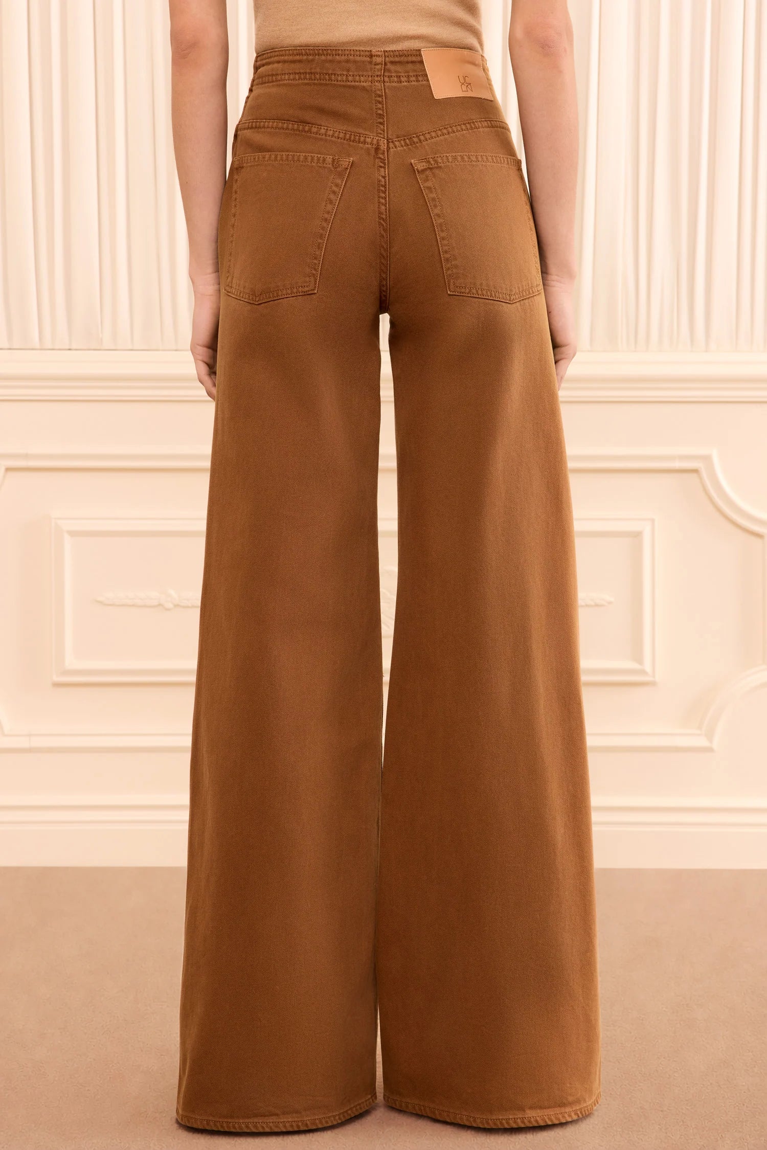 Ulla Johnson The Bianca Wide Leg Seamed Jean
