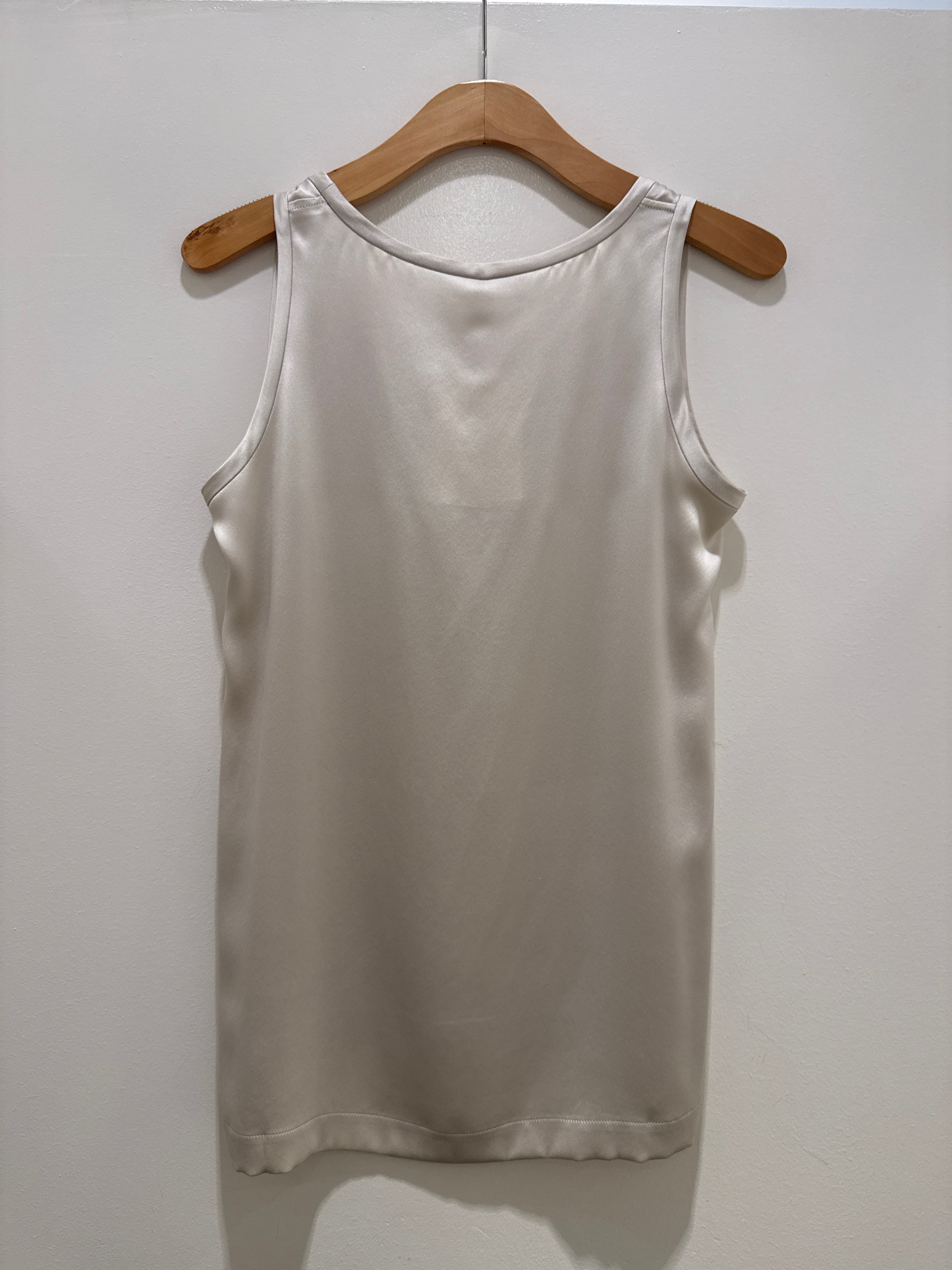 Lisa Yang Scoop Neck Sleeveless Top