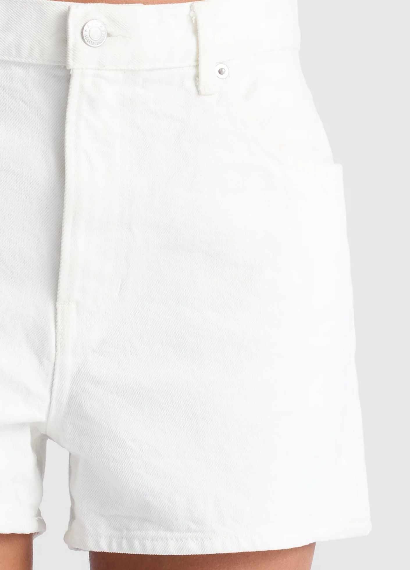 ALC 110 Straight Denim Short