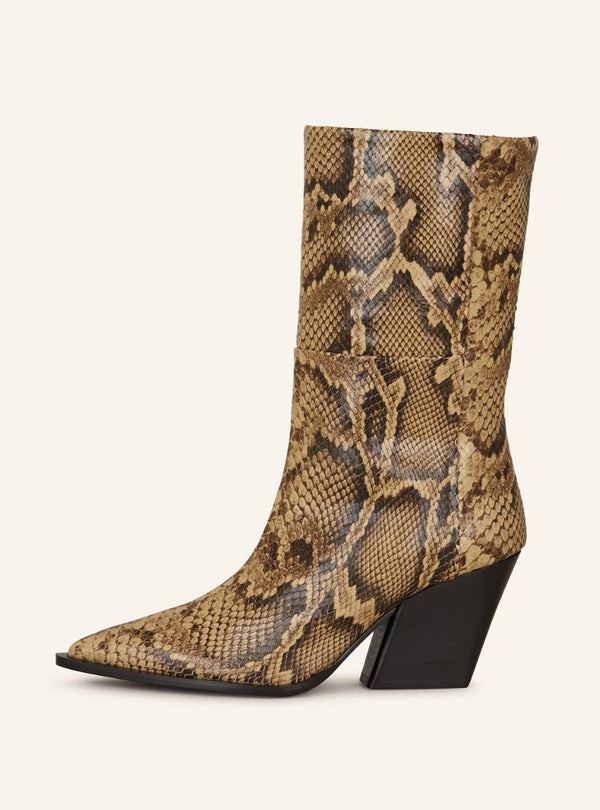 ATP Gavello Boot